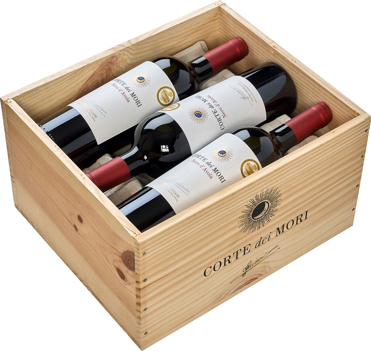 2021 Nero d'Avola Sicilia DOC - in 6er Holzkiste Corte dei Mori Sizilien/Italien 4,5 l