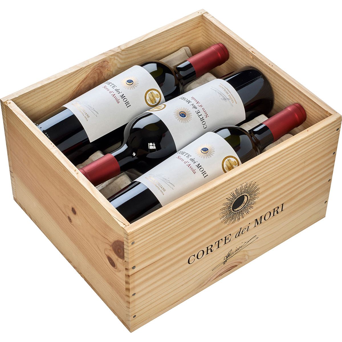 2021 Nero d'Avola Sicilia DOC - in 6-bottle wooden case Corte dei Mori Sicily/Italy 4.5 l