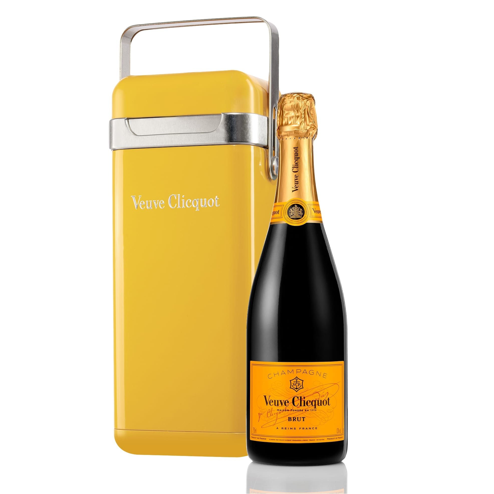 Veuve Clicquot Champagne Brut Yellow Label Cooler with Portable Cooler Gift Box 750 ml 12% vol.