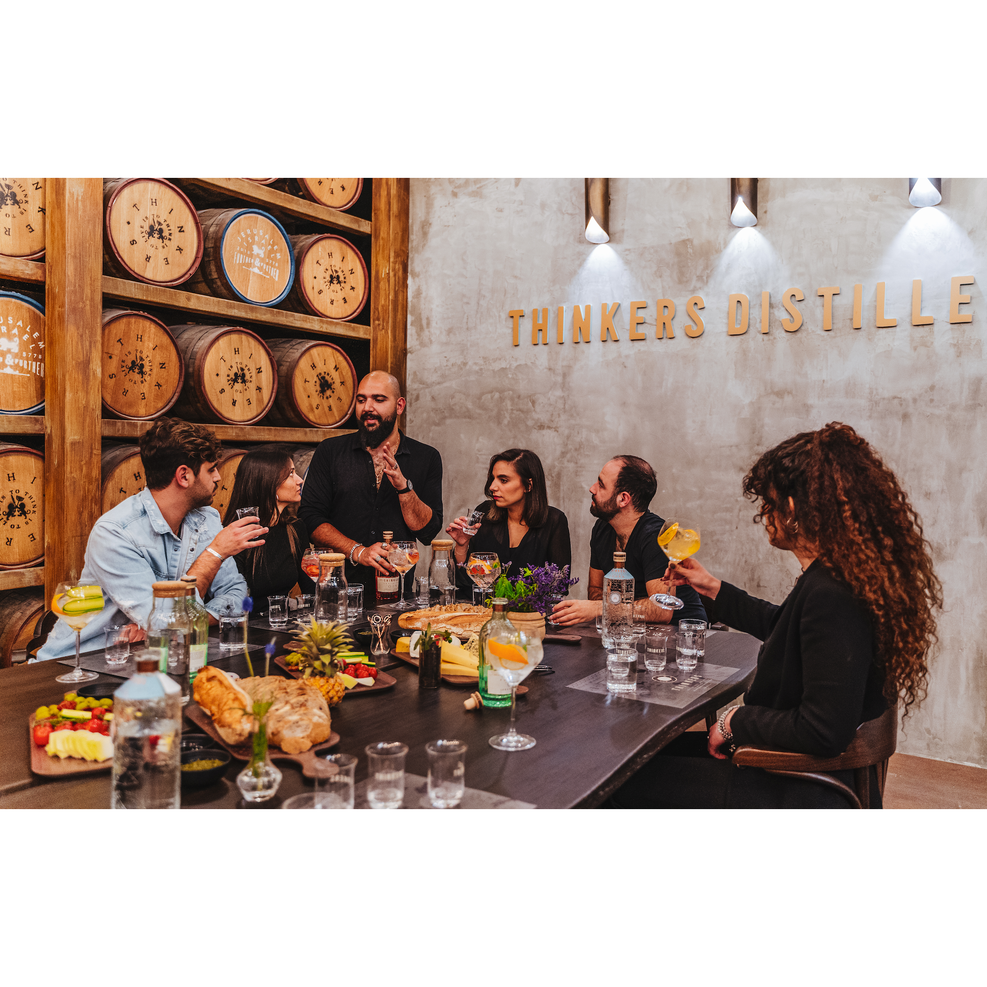 Thinkers Premium Jerusalem Gin - Handcrafted with Botanicals – 700ml, 42% vol