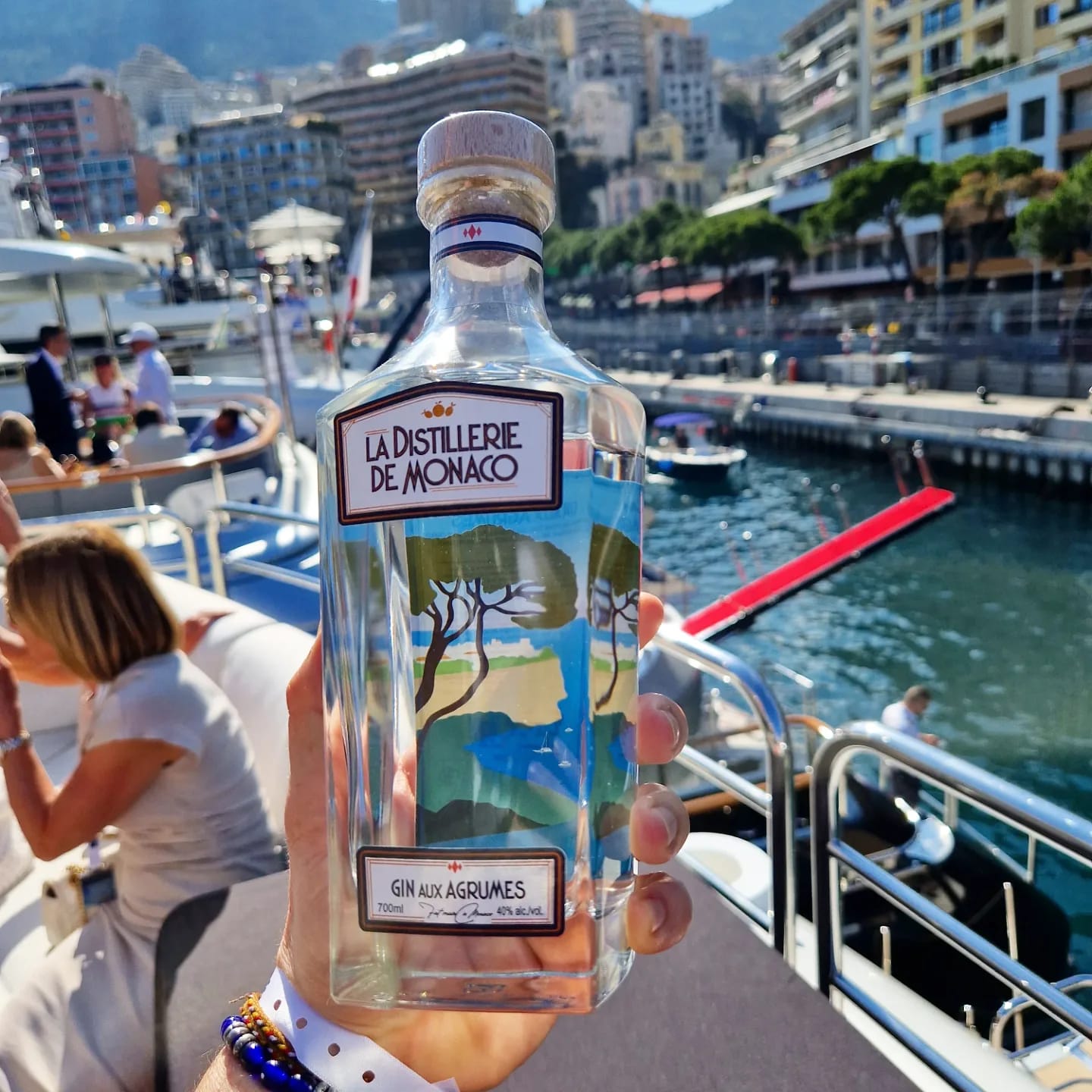 GIN AUX AGRUMES de Monaco mit Geschenkbox 40% vol. 0,5l