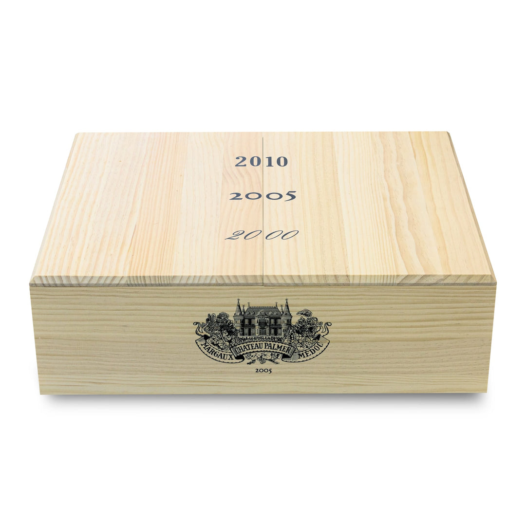 Figeac 2010, Palmer 2005, Leoville Las Cases 2000 Magnum Collector's Box - 3 bottles of dry red wine (1.5 L) in a limited edition wooden box