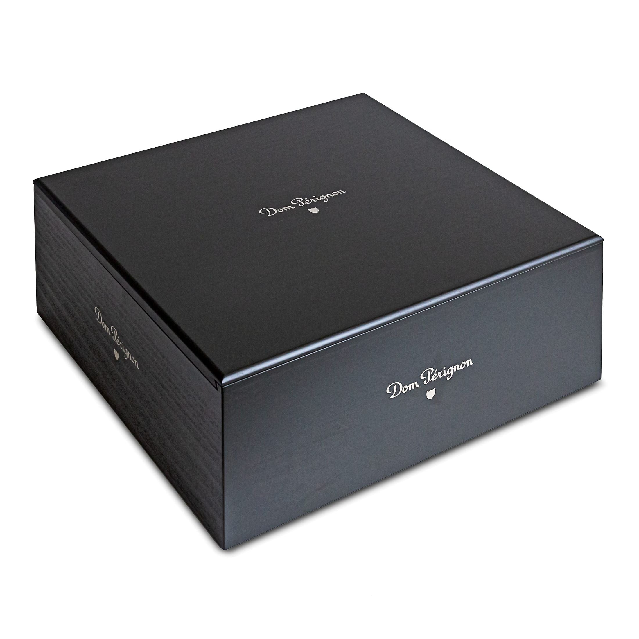 Finest Wines - Champagne Package - DOM PÉRIGNON VINTAGE 2010 - ROSÉ VINTAGE 2006 - Plénitude 2 2002