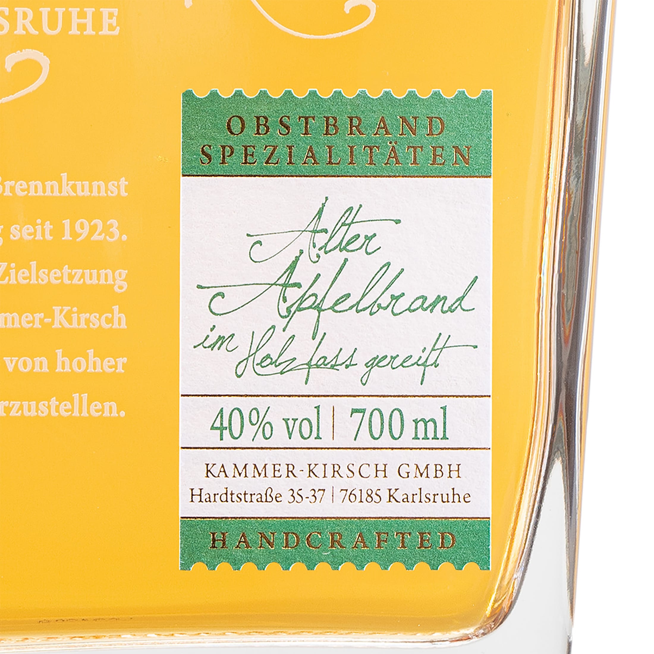 Alter Apfelbrand im Holzfass gereift - Gourmet-Obstbrand - Destillerie Kammer-Kirsch
