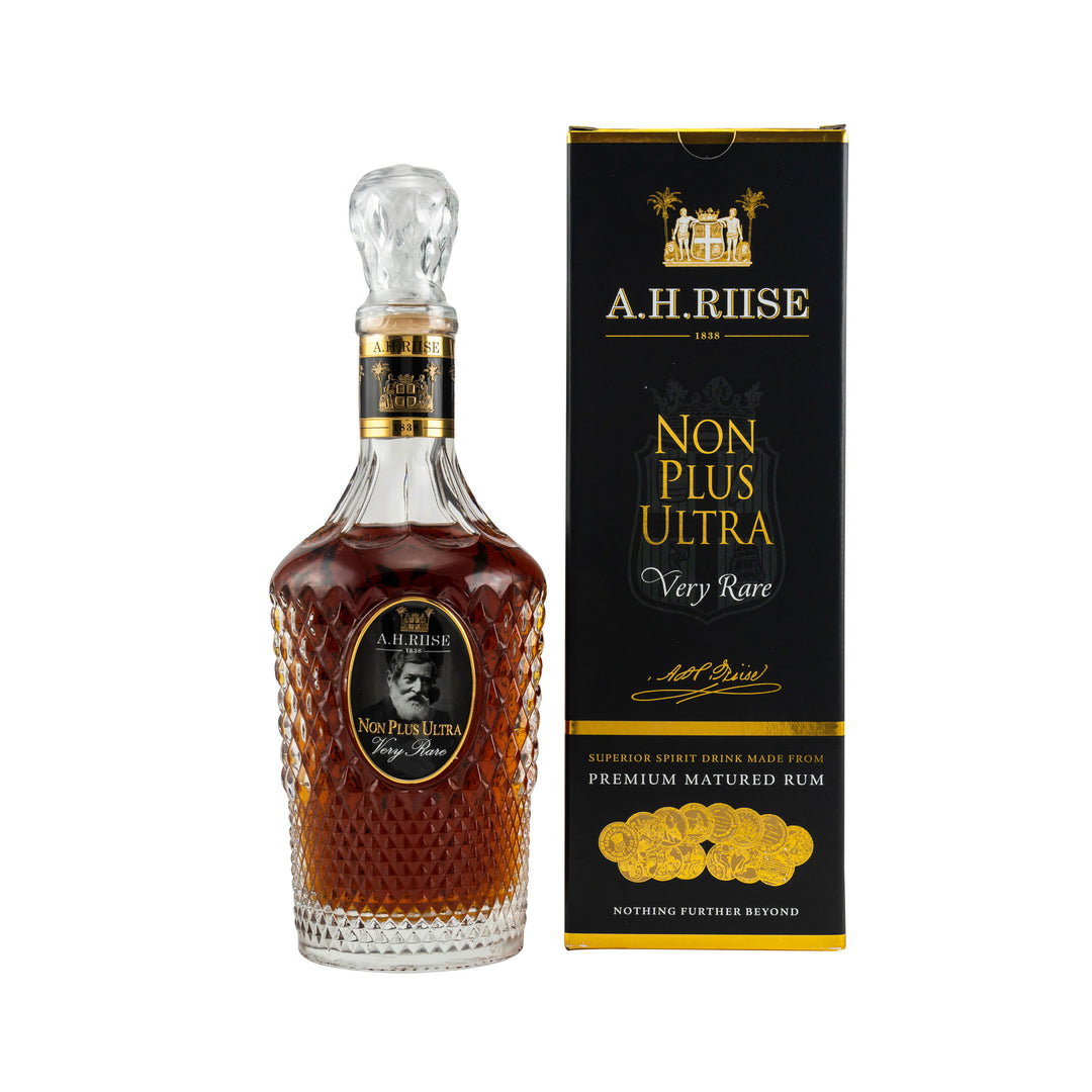 125 A.H. Riise Non Plus Ultra 42% Very Rare in Gift Packaging